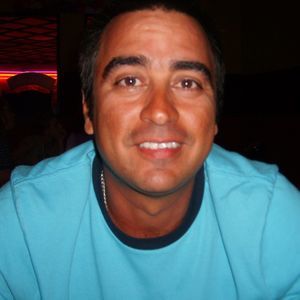 Meet your Posher, Javier